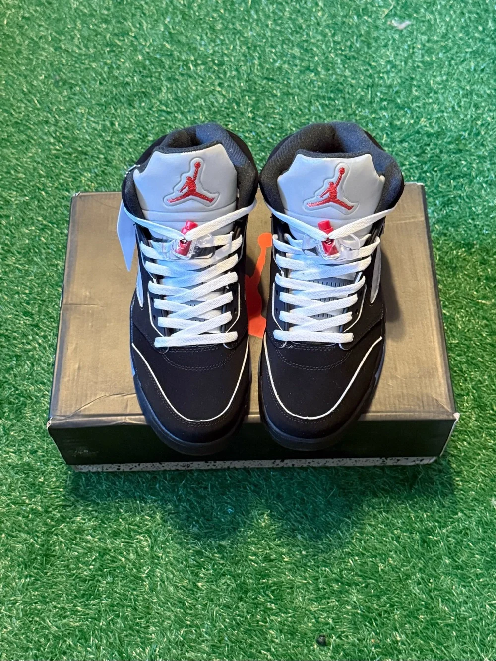 Air Jordan 5 Retro ‘Black Metallic Reimagined’ 2025